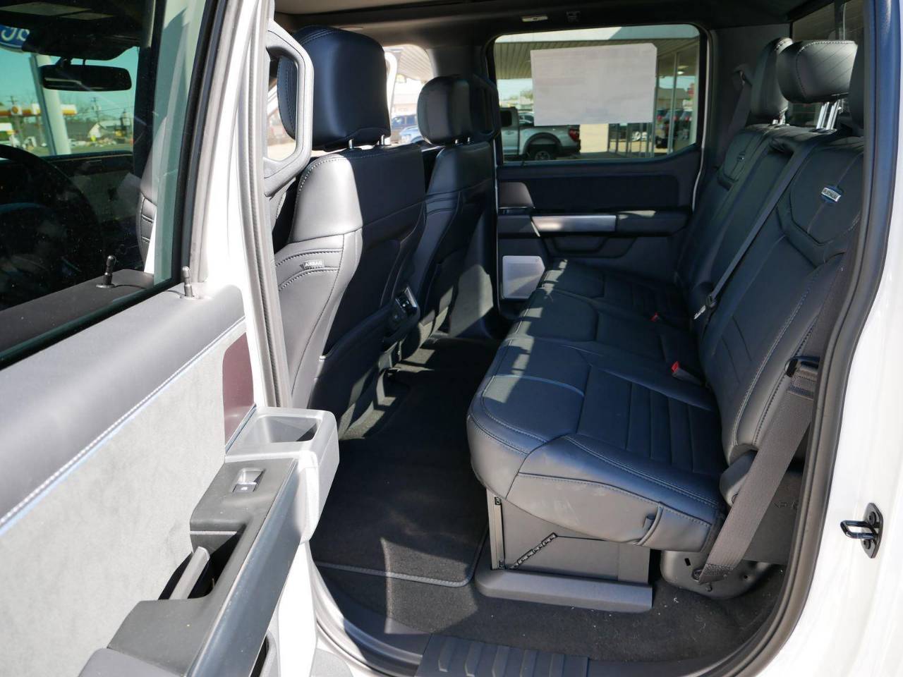 2026 Ford F-250 Super Duty Platinum - Photo 55