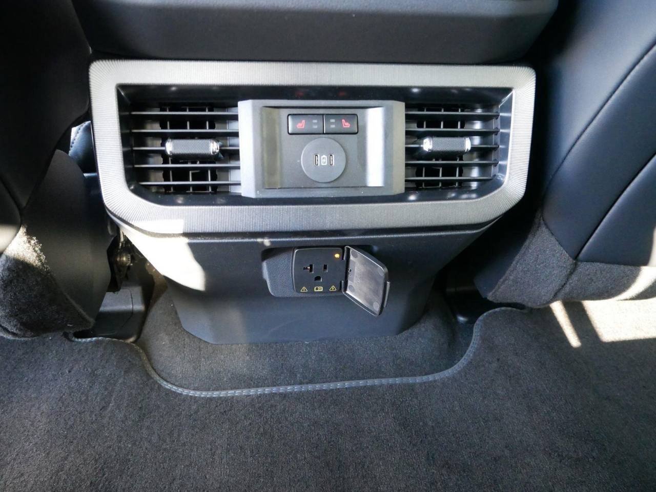2026 Ford F-250 Super Duty Platinum - Photo 61