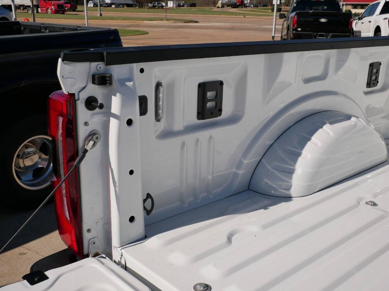 2026 Ford F-250 Super Duty Platinum - Photo 74