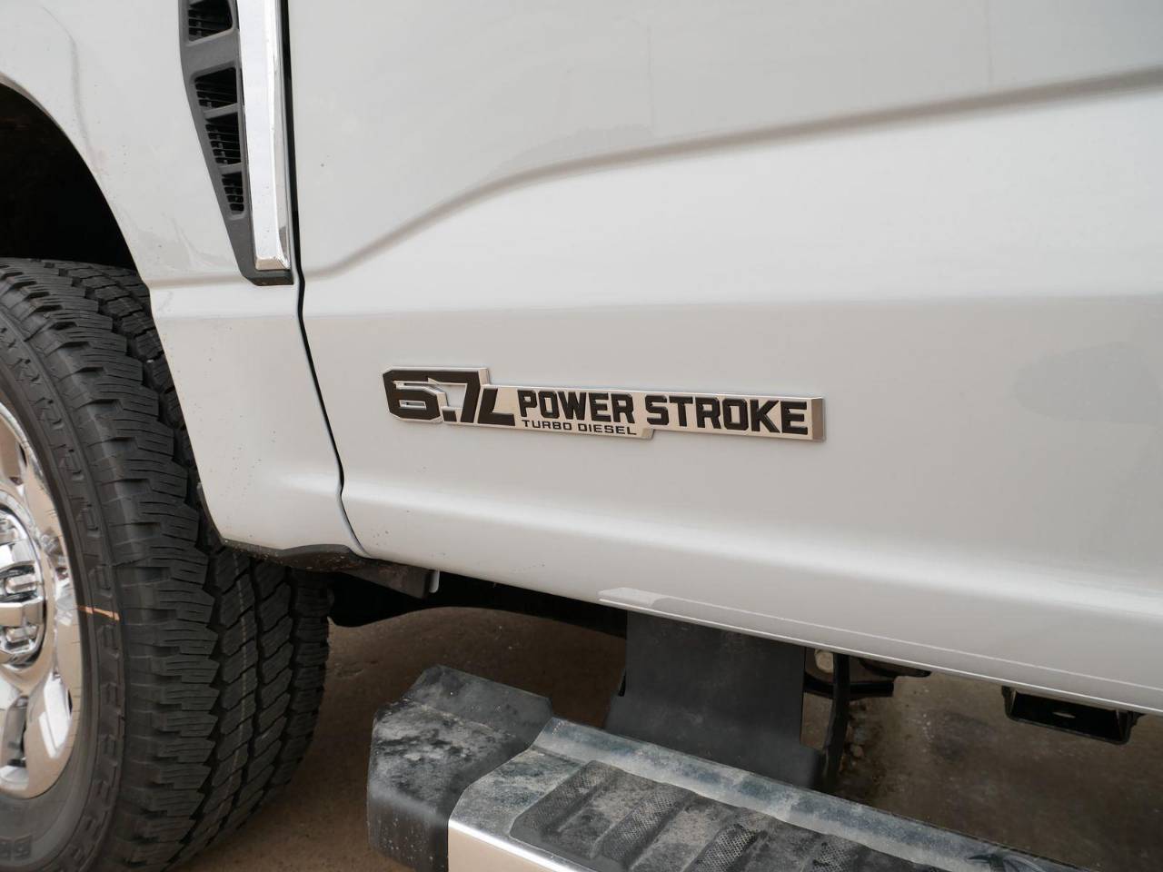 2026 Ford F-350 Super Duty Lariat - Photo 9