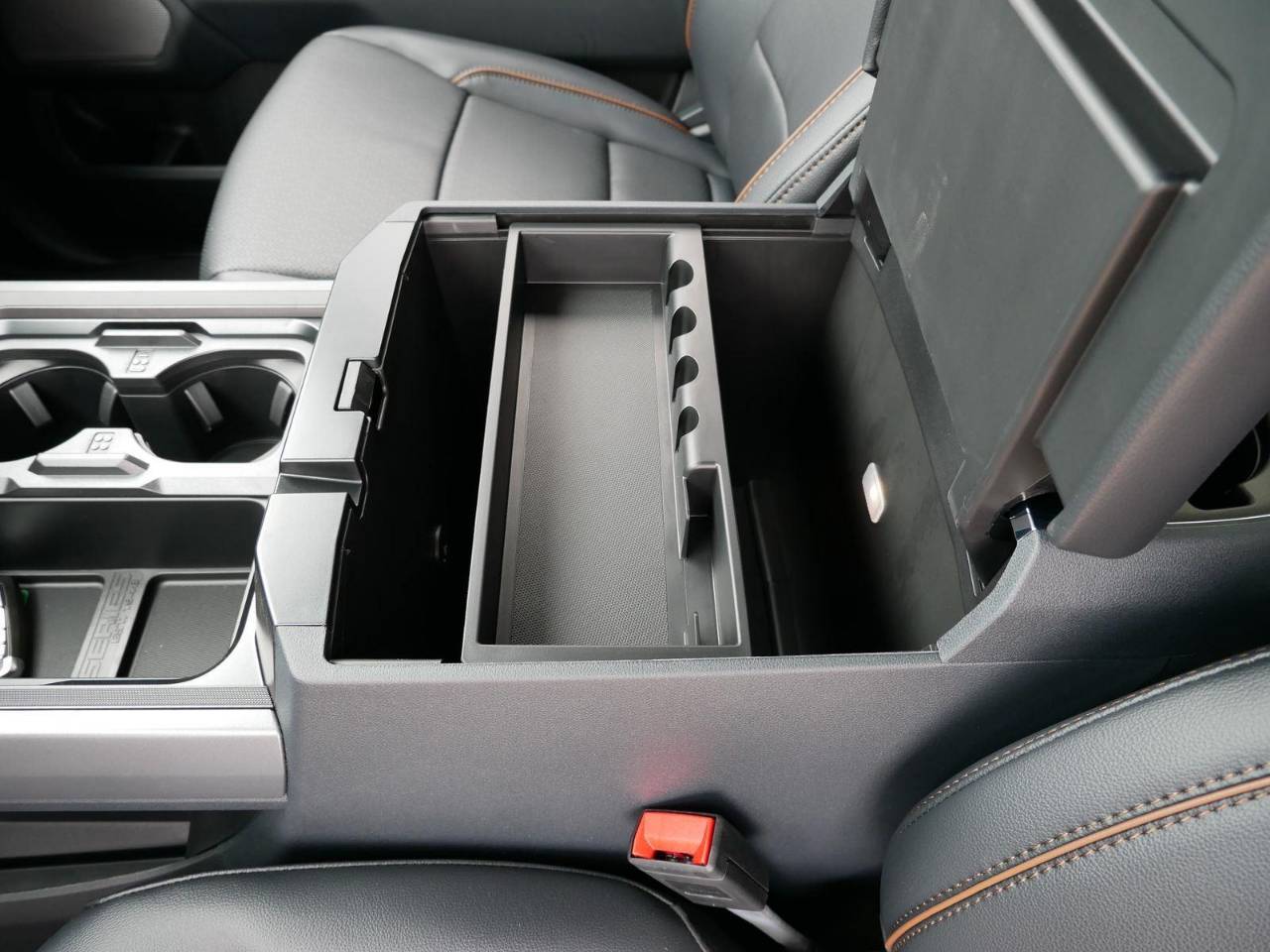 2026 Ford F-350 Super Duty Lariat - Photo 35