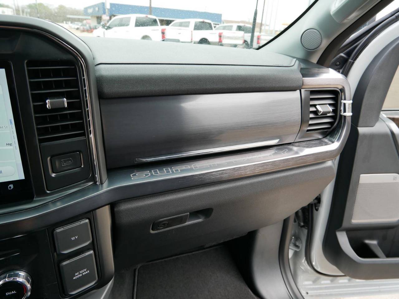 2026 Ford F-350 Super Duty Lariat - Photo 37