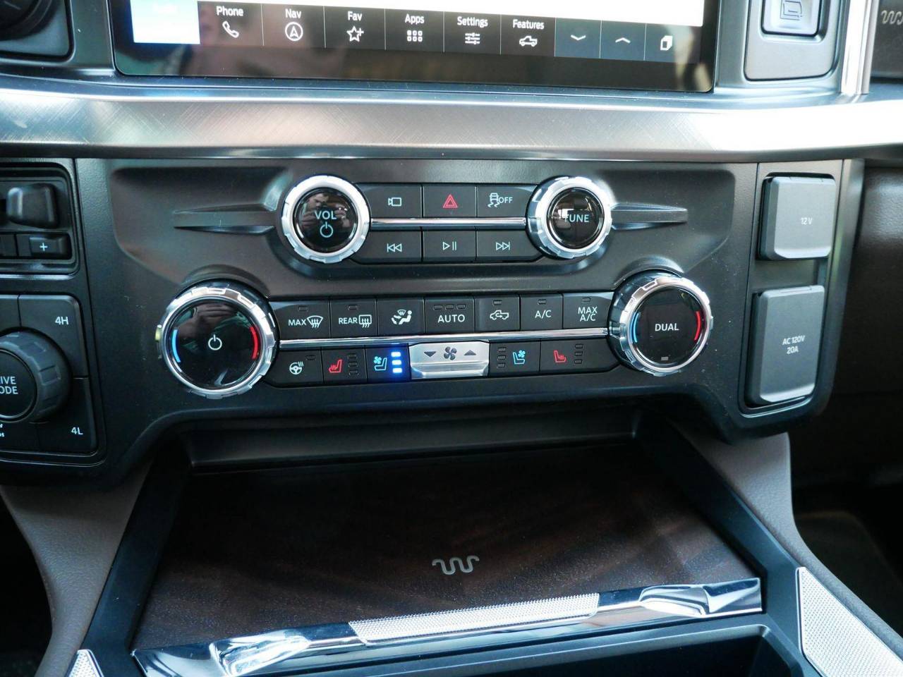 2026 Ford F-350 Super Duty King Ranch - Photo 28