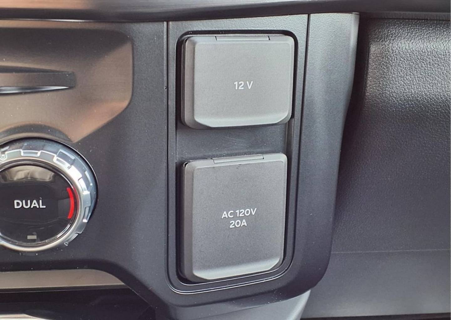 2026 Ford F-250 Super Duty Lariat - Photo 18