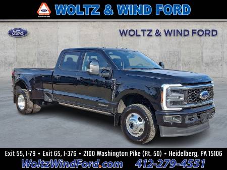 2025 Ford Super Duty F-350 DRW Platinum