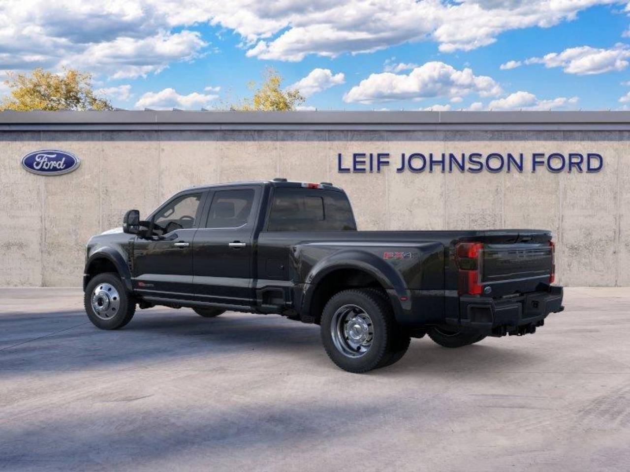 New 2026 Ford Super Duty F-450 DRW Platinum, photo 4