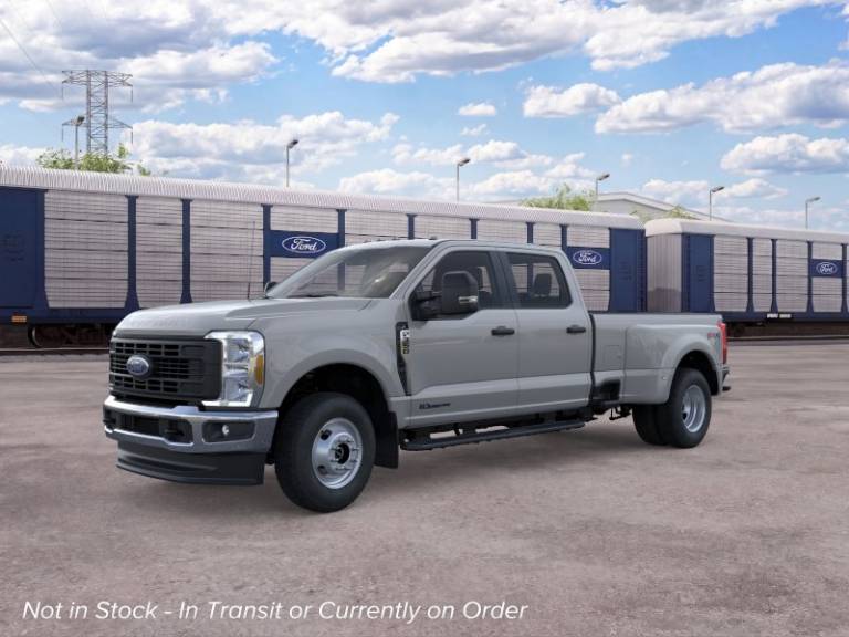 2026 Ford Super Duty F-350 DRW XL