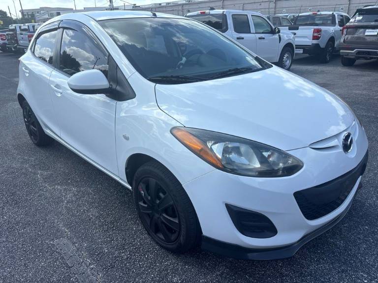 2013 Mazda Mazda2 Sport