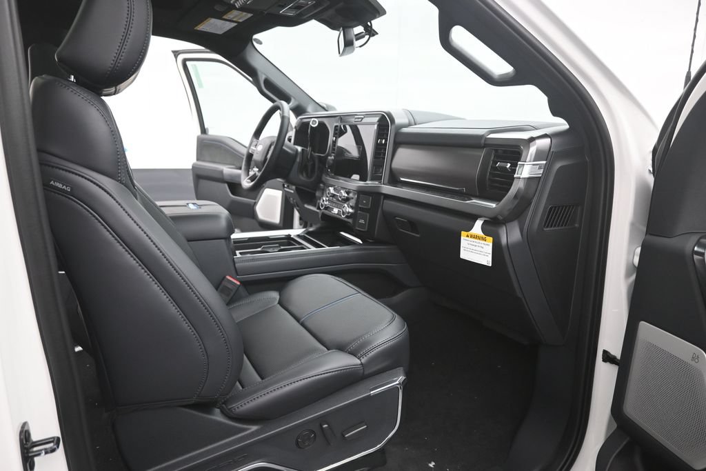 2026 Ford F-250 Super Duty Platinum - Photo 24