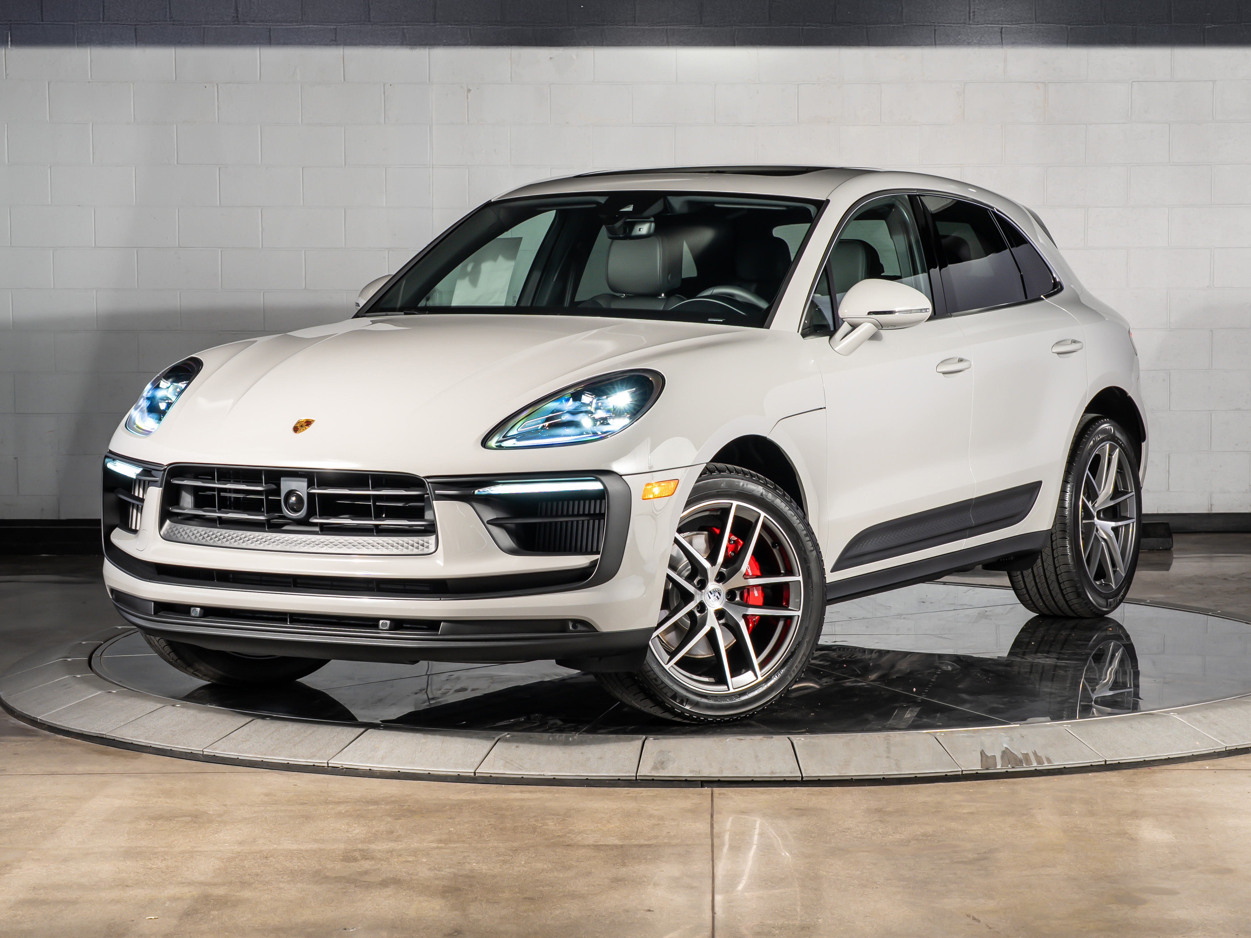 New 2026 Porsche Macan S