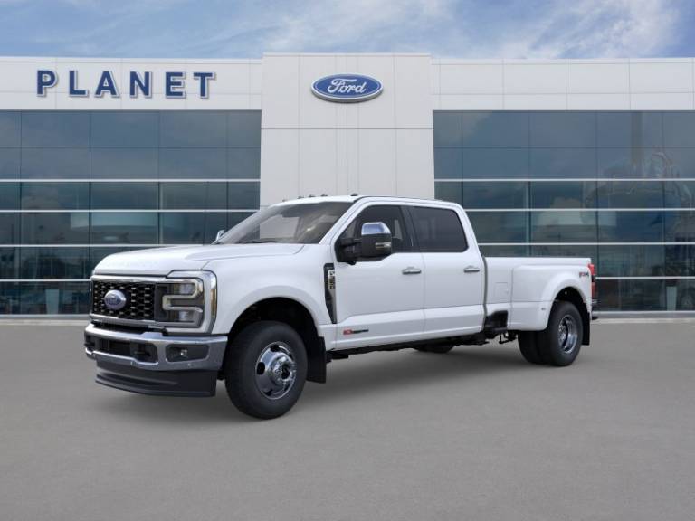 2026 Ford Super Duty F-350 DRW 4WD Crew Cab 8' Box