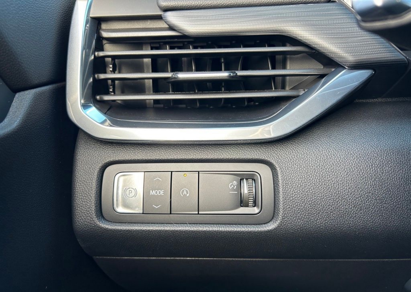 2026 GMC Acadia Elevation - Photo 110