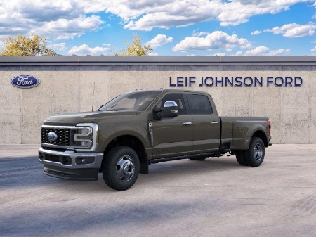 2026 Ford Super Duty F-350 DRW LARIAT