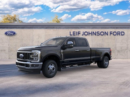 2026 Ford Super Duty F-350 DRW LARIAT