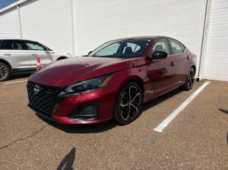 2024 Nissan Altima 2.5 SR