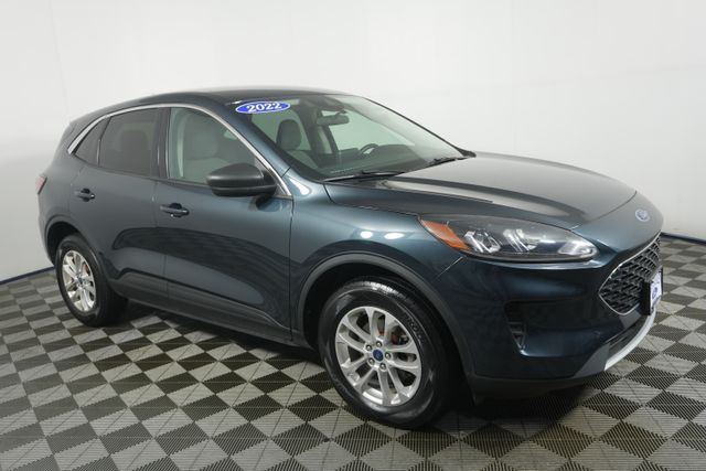 Used 2022 Ford Escape SE with VIN 1FMCU9G60NUA68357 for sale in Kansas City