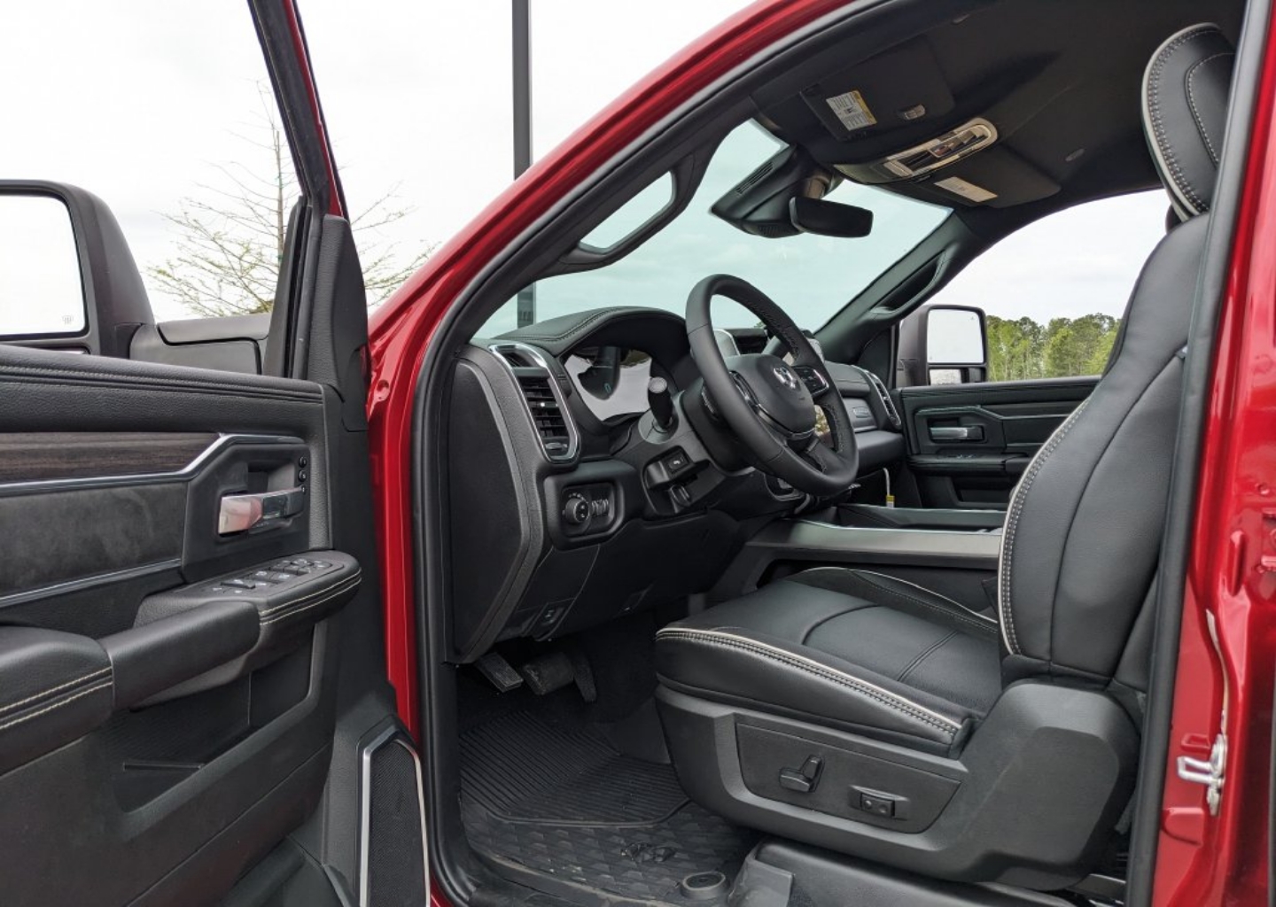 2026 RAM 2500 Laramie - Photo 42