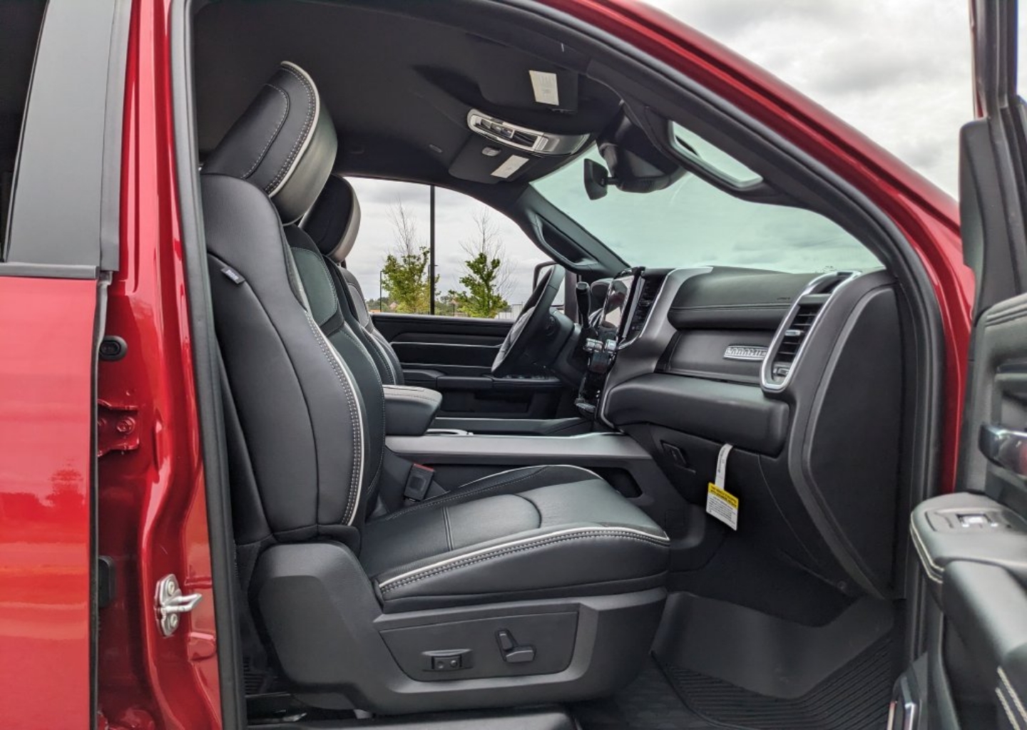 2026 RAM 2500 Laramie - Photo 53