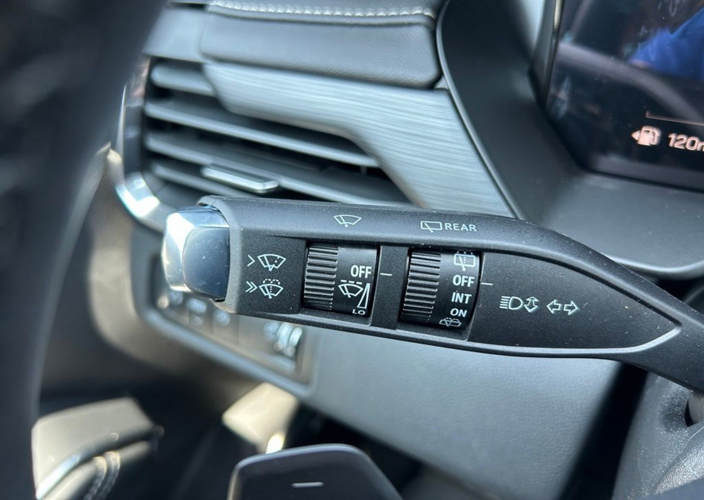 2026 GMC Acadia Elevation - Photo 122