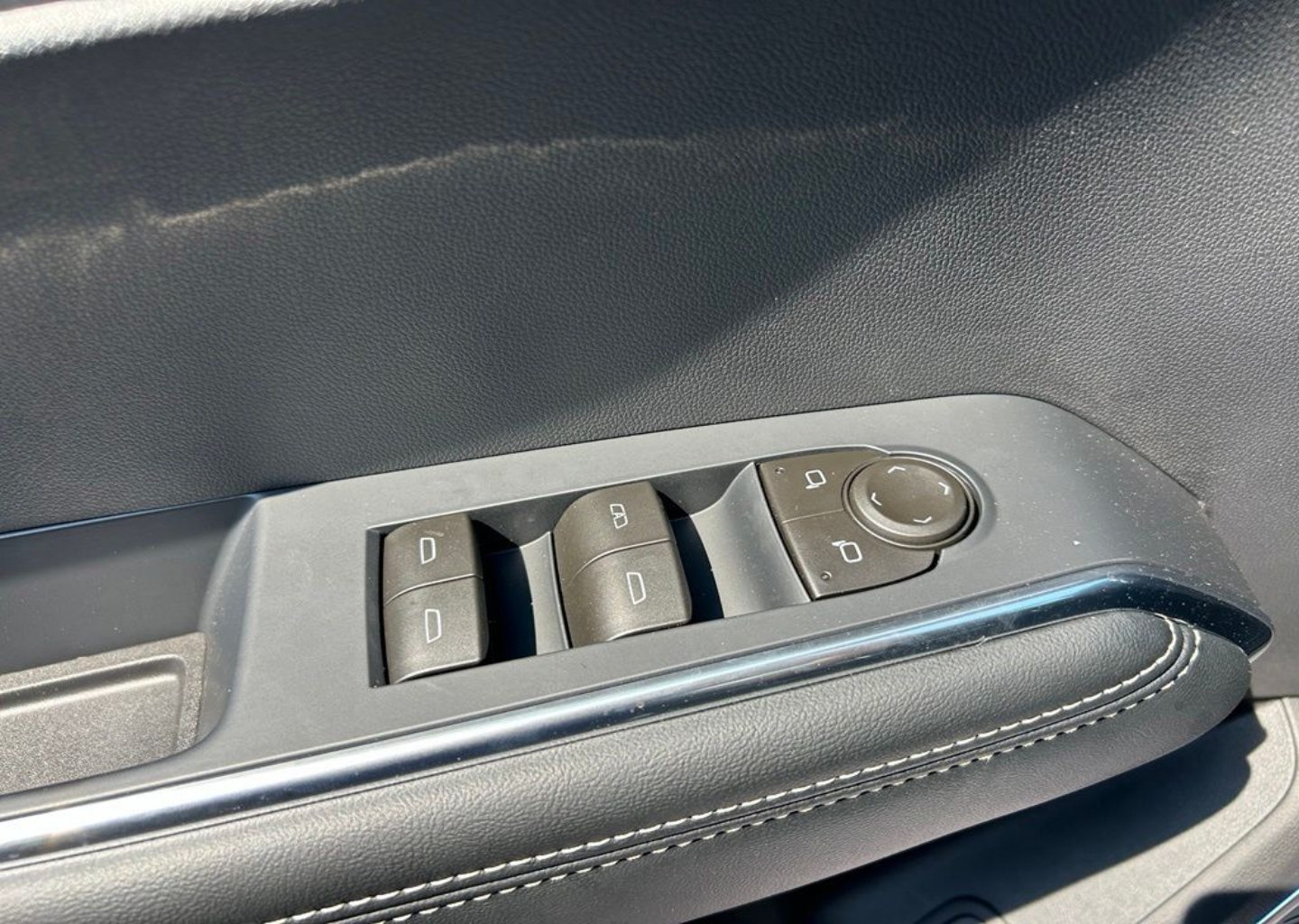 2026 GMC Acadia Elevation - Photo 125