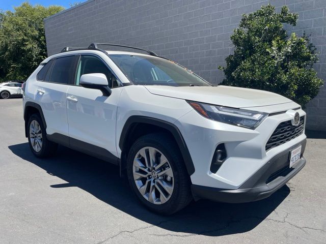 2023 Toyota RAV4 XLE Premium