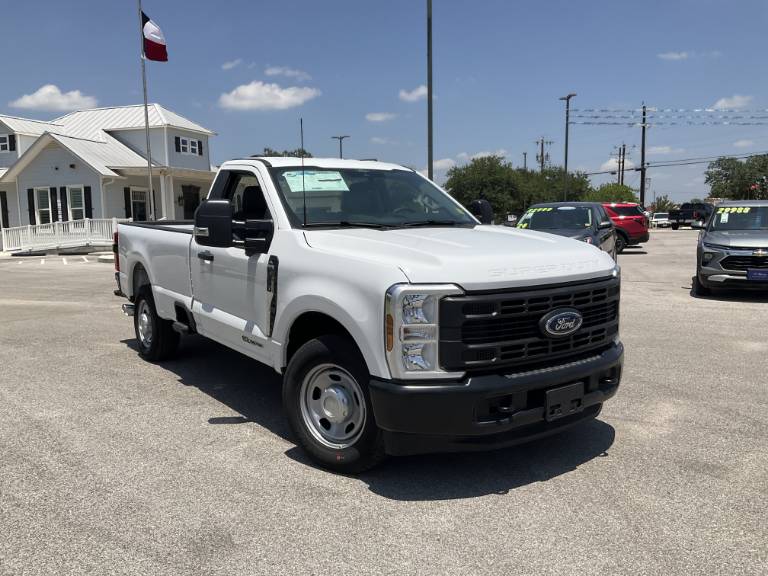 2026 Ford Super Duty F-350 SRW XL
