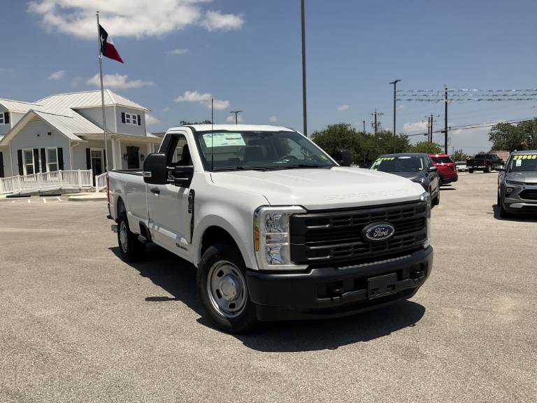 2026 Ford Super Duty F-350 SRW XL