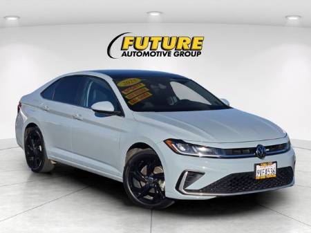 2025 Volkswagen Jetta 1.5T SE