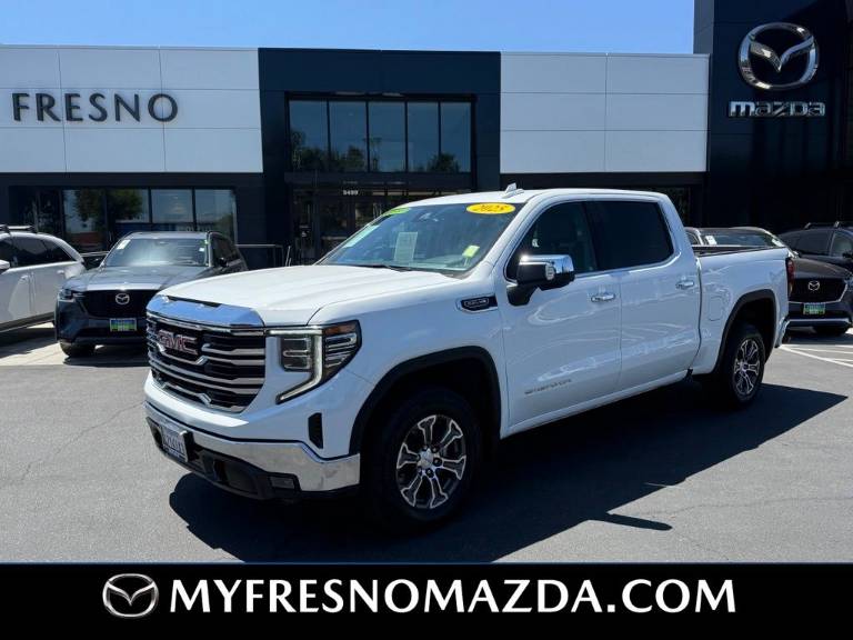 2025 GMC Sierra 1500 SLT