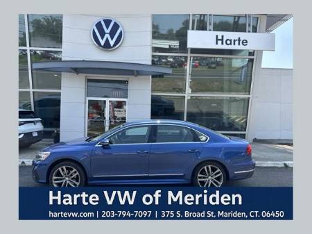 2016 Volkswagen Passat 1.8T R-Line