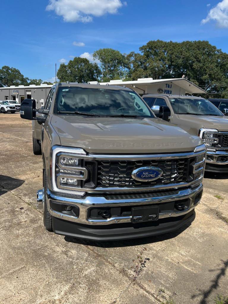 2026 Ford Super Duty F-350 DRW XL