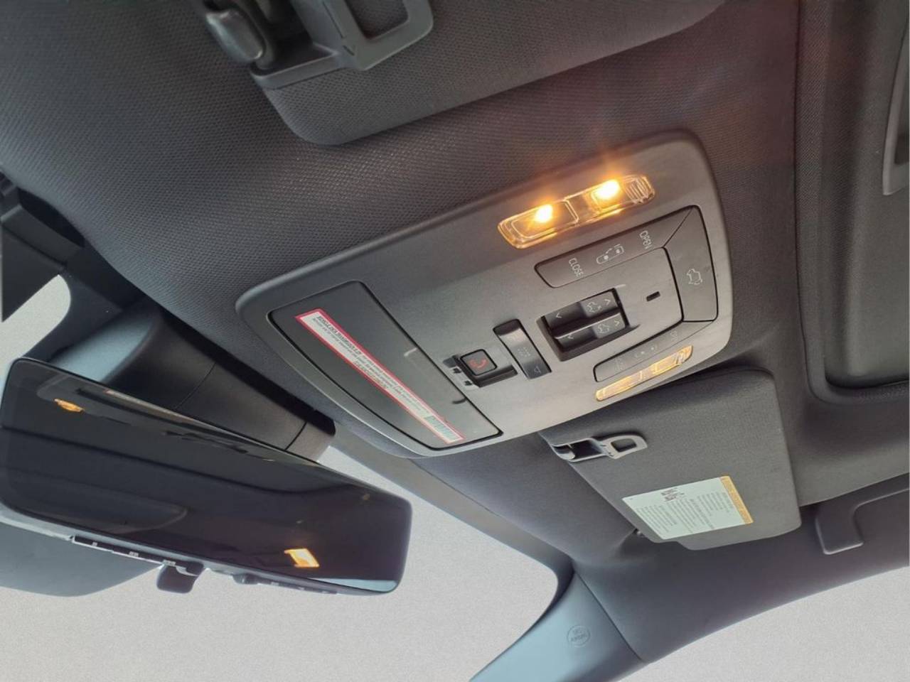 2024 Toyota Sienna Limited - Photo 16