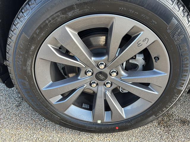2026 Ford Explorer Active - Photo 9
