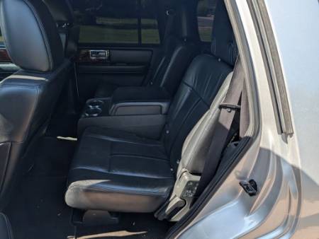 2015 Lincoln Navigator Base