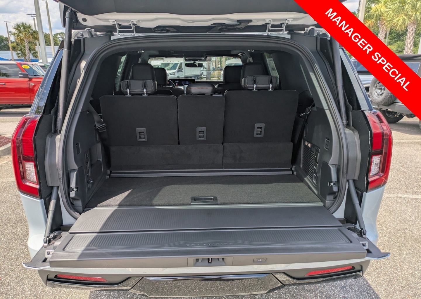 2025 Ford Expedition Tremor - Photo 13