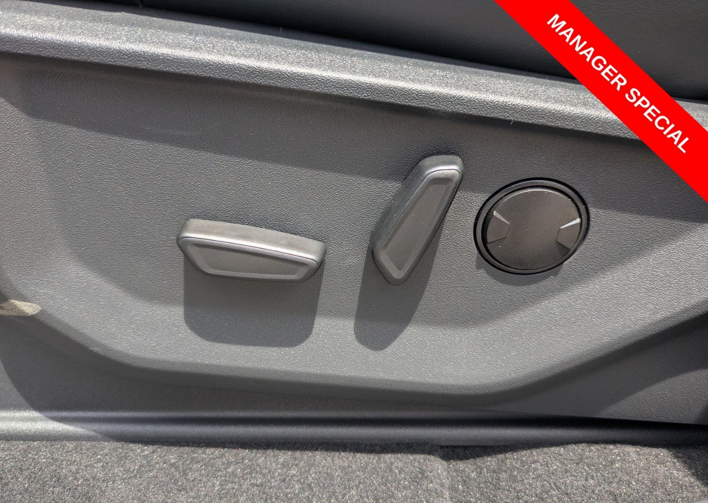 2025 Ford Expedition Tremor - Photo 24