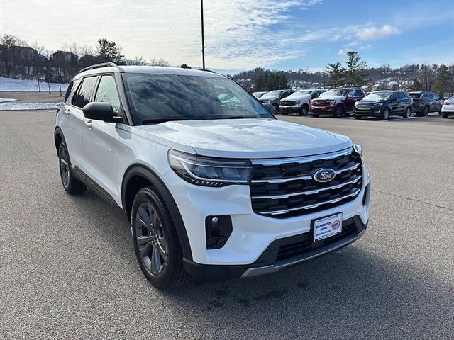 2026 Ford Explorer Active - Photo 6