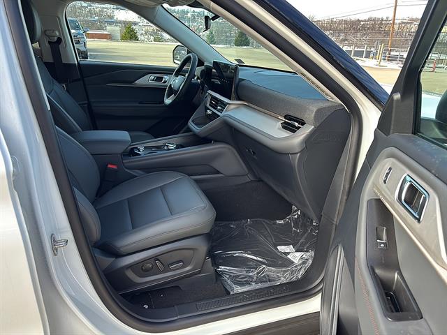 2026 Ford Explorer Active - Photo 18