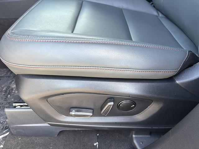 2026 Ford Explorer Active - Photo 11