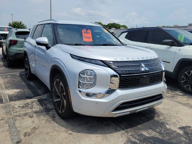 2024 Mitsubishi Outlander SEL