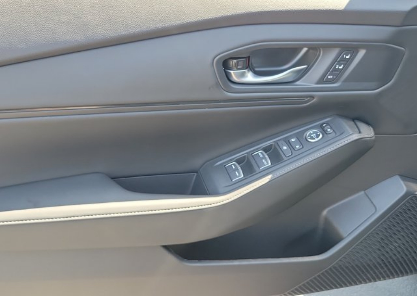 2026 Honda Accord Hybrid Sport-L - Photo 20