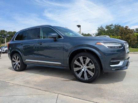 2024 Volvo XC90 B6 Plus Bright Theme