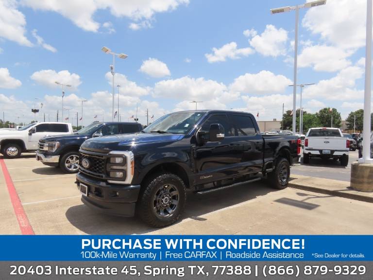 2023 Ford Super Duty F-250 SRW LARIAT 4WD Crew Cab 6.75' Box