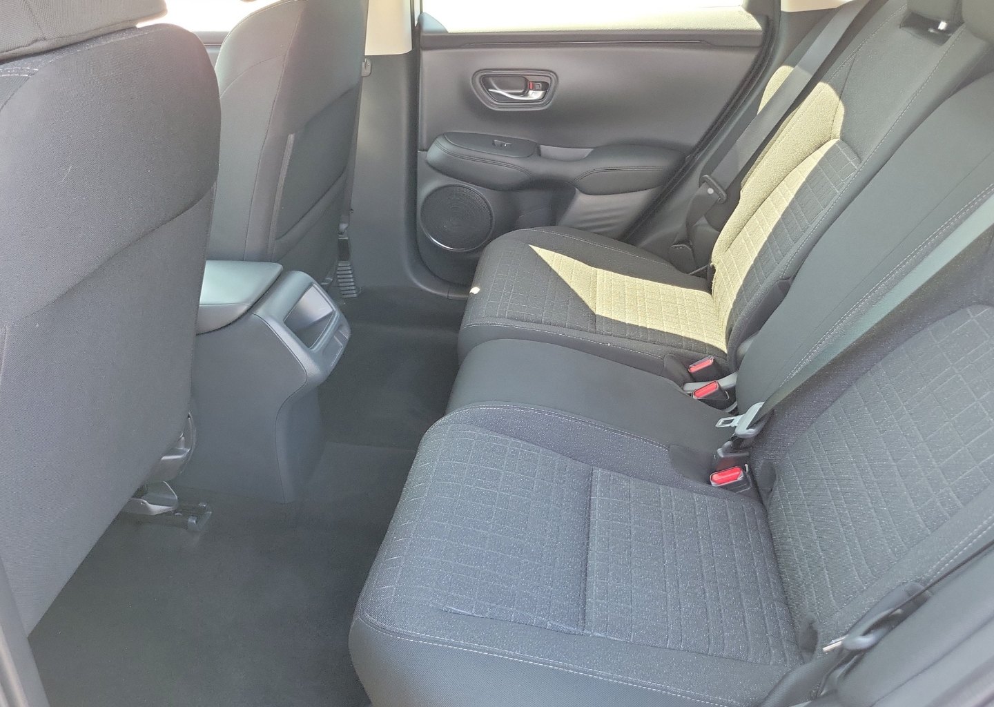2027 Honda HR-V LX - Photo 13