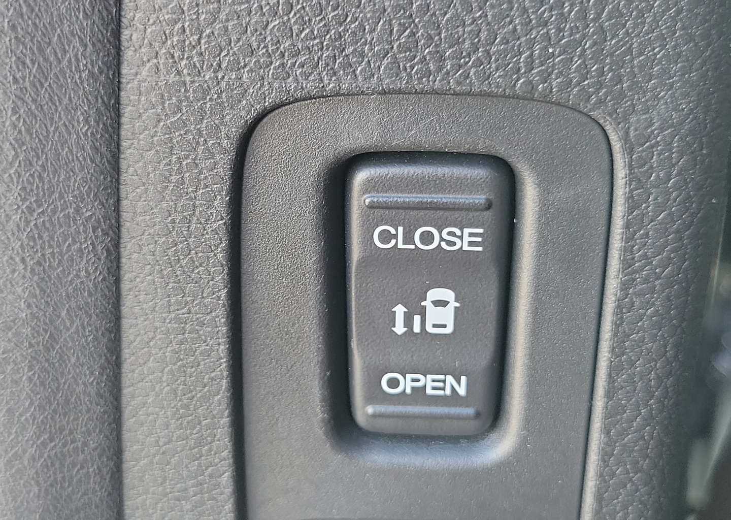 2024 Honda Odyssey EX-L - Photo 20