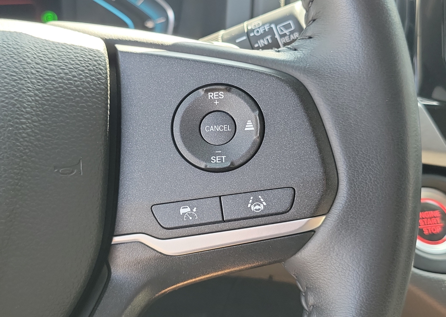 2024 Honda Odyssey EX-L - Photo 29