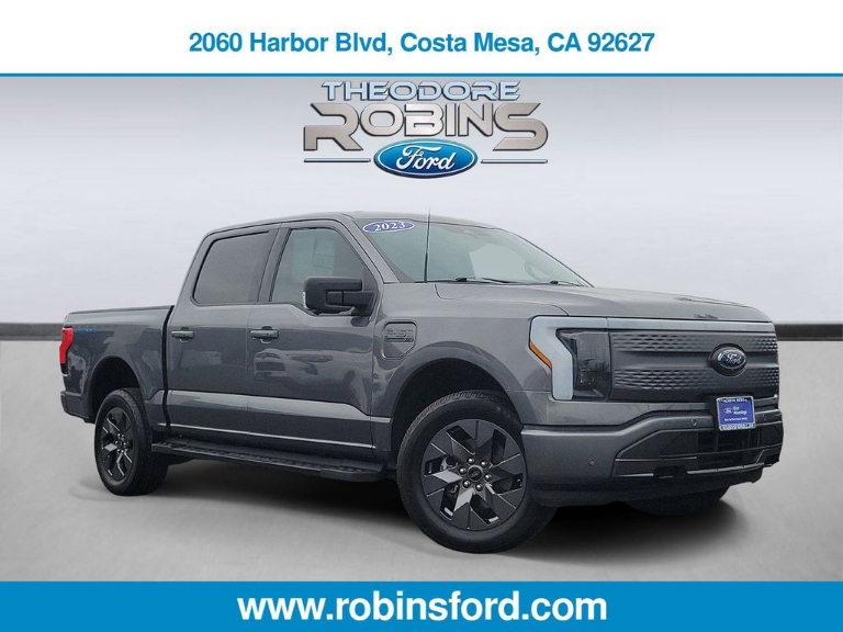 2023 Ford F-150 Lightning XLT