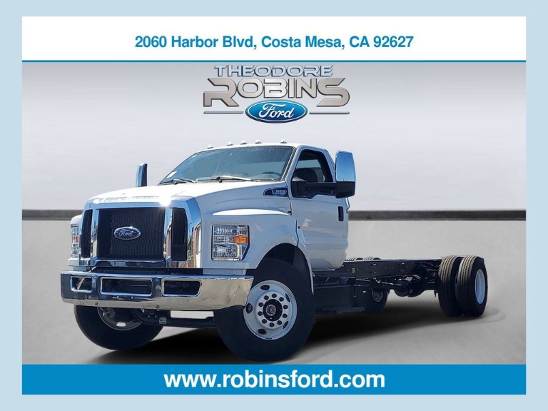 2027 Ford F-650SD Base