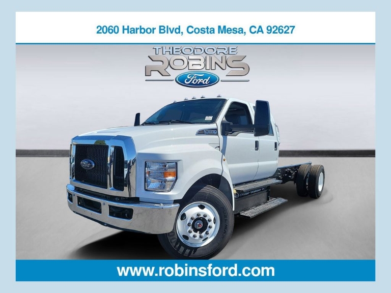 2027 Ford F-650SD Base