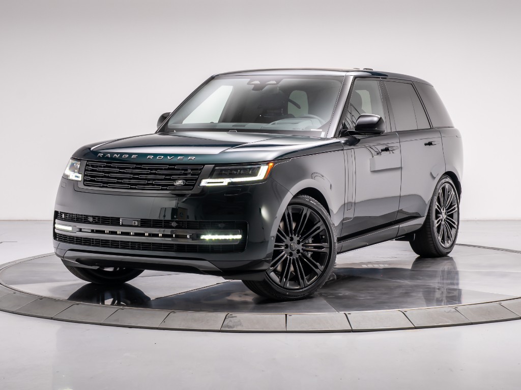 2026 Land Rover Range Rover P530 SE